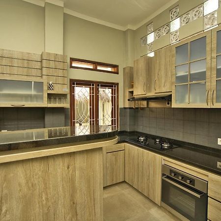 Dalai Home Kuta  Bagian luar foto