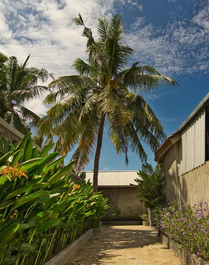 Dalai Home Kuta  Bagian luar foto